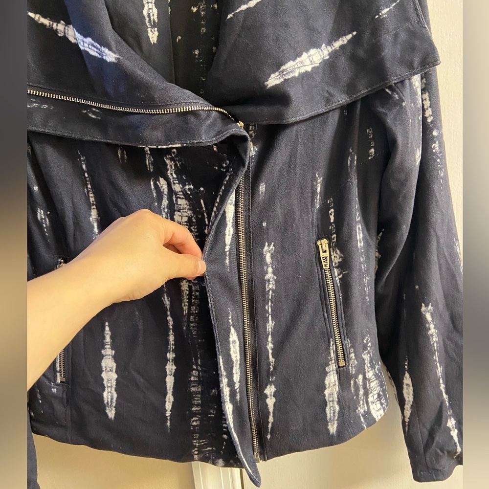 BlankNYC navy tie dye moto style jacket lightweight faux suede zip up Medium - Picture 5 of 9